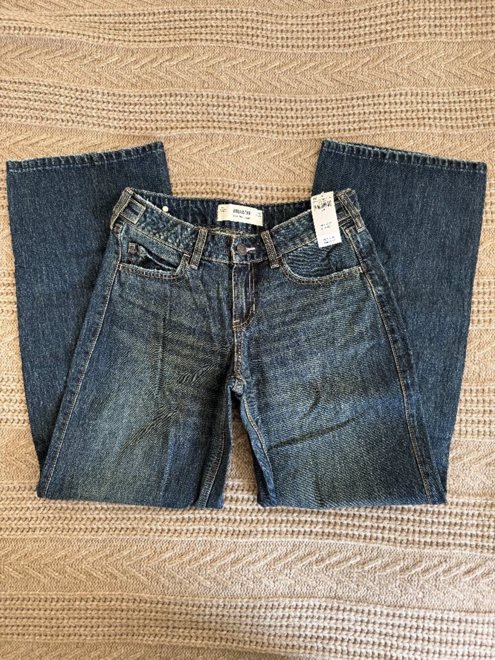 Hollister Andi Adjustable Waist Low-Rise Dark Wash Baggy Jeans